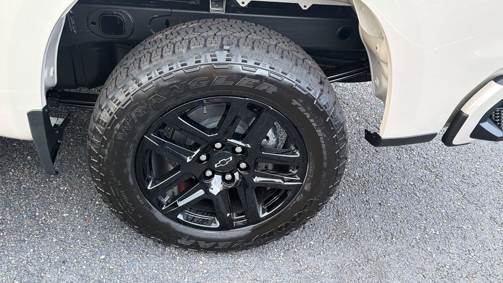 New 2026 Chevrolet Silverado 1500 RST w/ RST Select Package AWD/4WD image 12