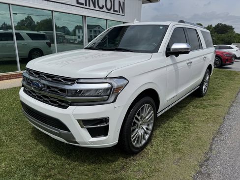Used 2024 Ford Expedition Max Platinum image 5