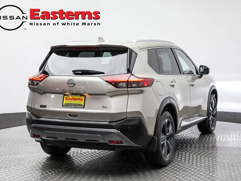 Used 2022 Nissan Rogue SL image 5
