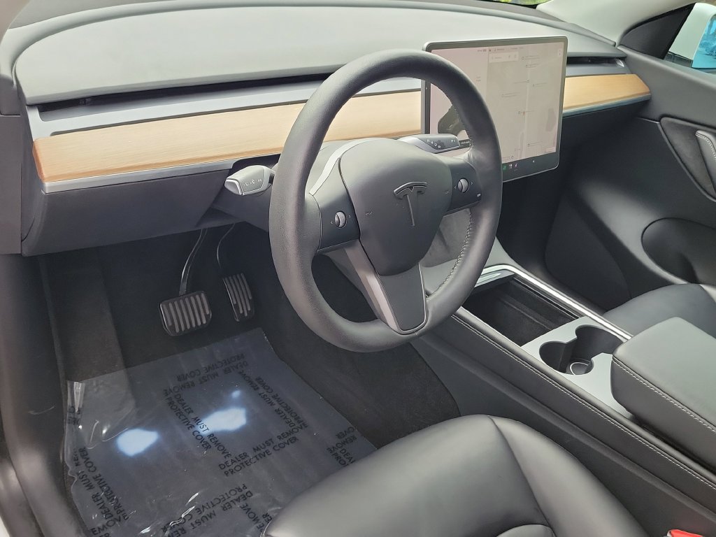 Used 2022 Tesla Model Y Long Range AWD/4WD image 20