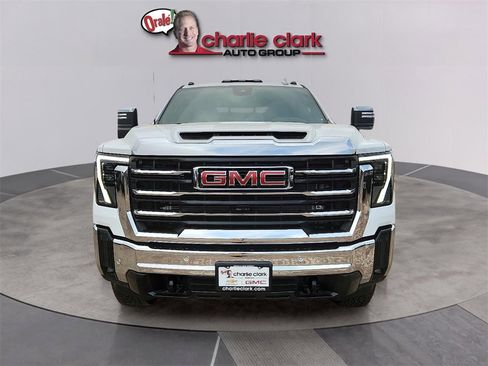 New 2025 GMC Sierra 2500 SLT w/ Texas SLT Premium Package image 8