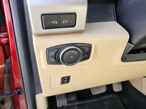 Used 2017 Ford F150 Lariat w/ Equipment Group 502A Luxury image 20