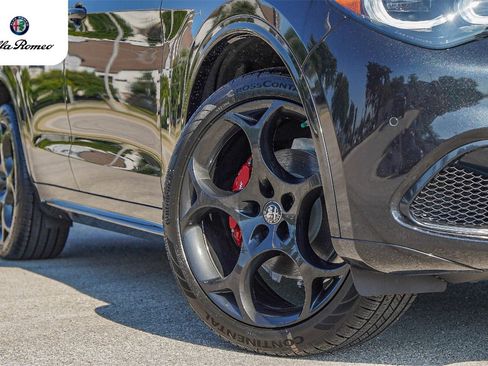 New 2025 Alfa Romeo Stelvio Sprint w/ Veloce Package image 2