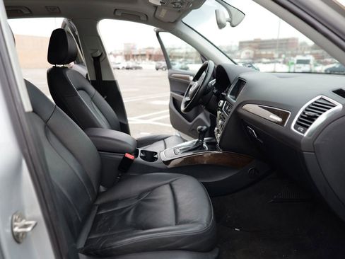 Used 2013 Audi Q5 2.0T Premium image 21