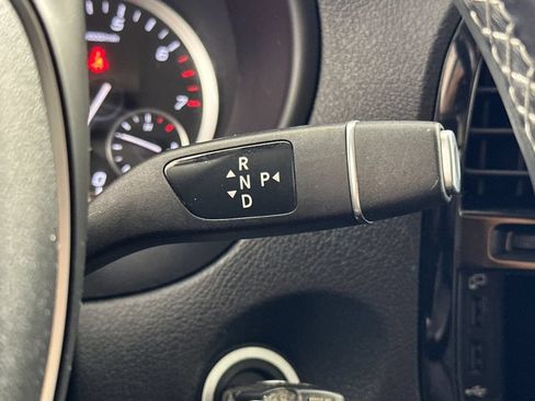 Used 2021 Mercedes-Benz Metris Passenger image 25