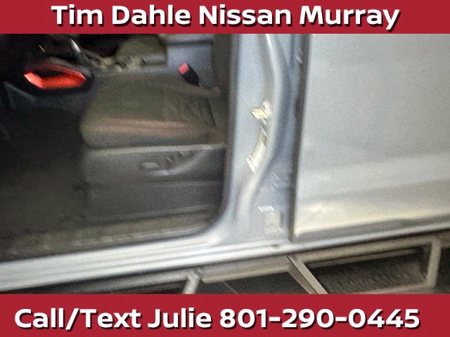 Used 2025 Nissan Frontier PRO-4X AWD/4WD image 21