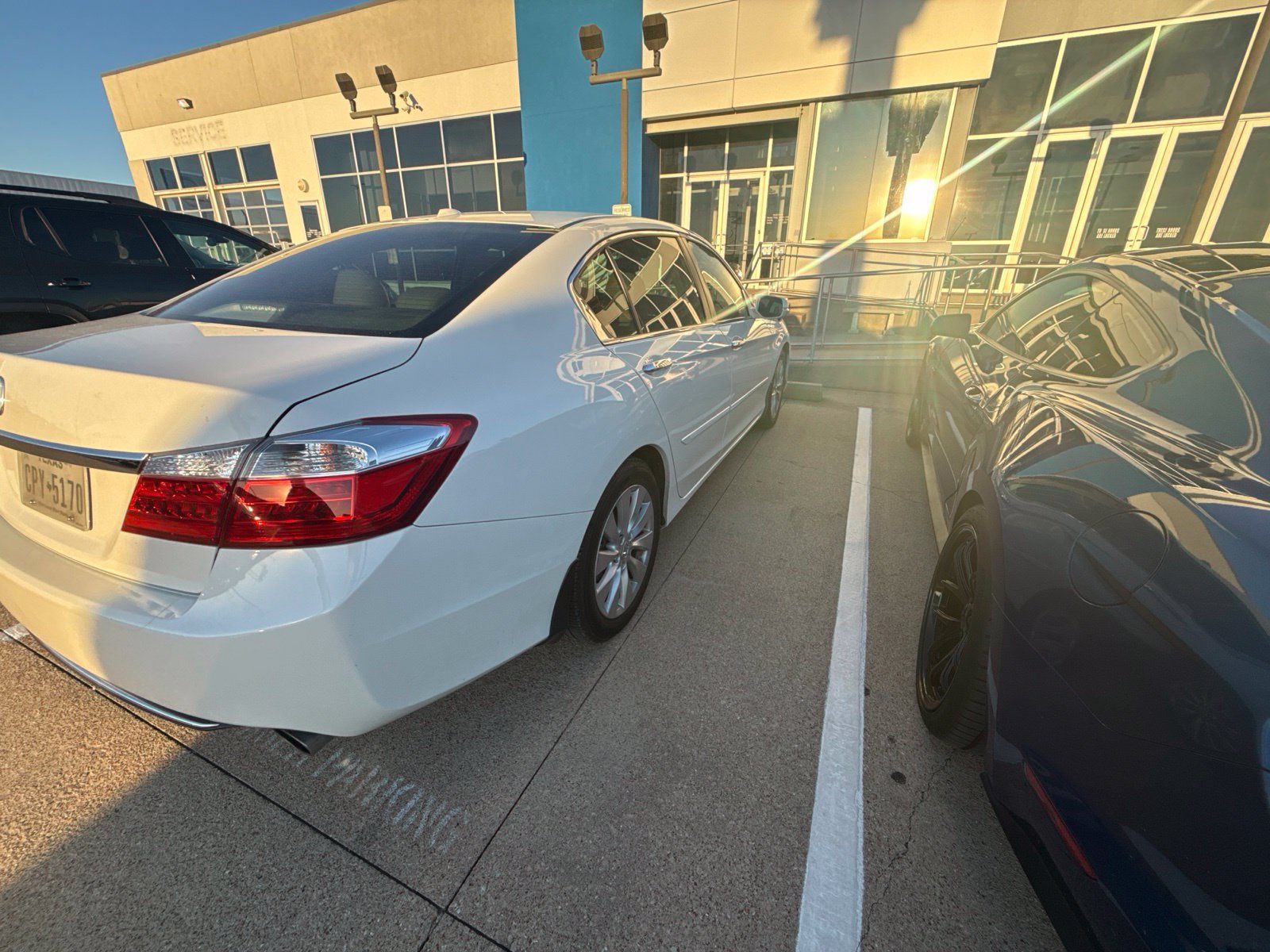 Used 2014 Honda Accord EX-L image 12