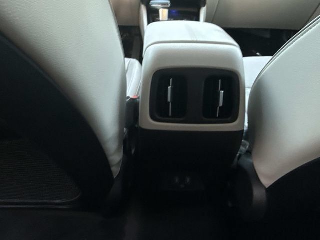 Used 2022 Hyundai Tucson SEL w/ Convenience + Premium Package FWD image 16