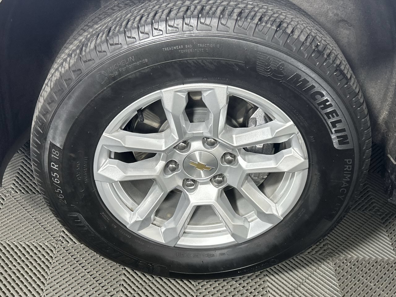 Used 2025 Chevrolet Tahoe LT AWD/4WD image 10