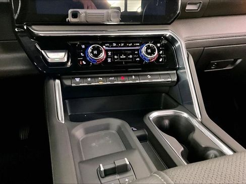 New 2026 GMC Sierra 2500 Denali w/ Denali Reserve Package AWD/4WD image 7