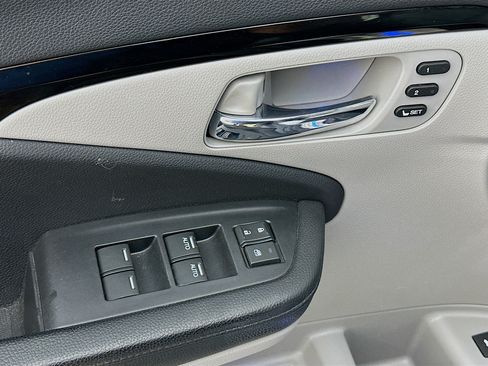 Used 2019 Honda Pilot Touring image 15