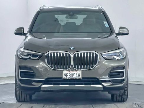 Used 2023 BMW X5 xDrive45e w/ Climate Comfort Package image 10