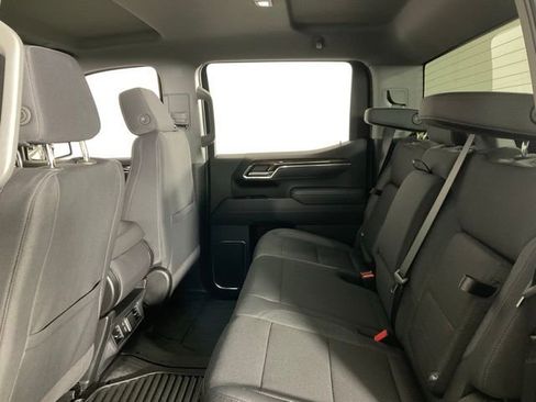 Used 2025 GMC Sierra 1500 Elevation image 34