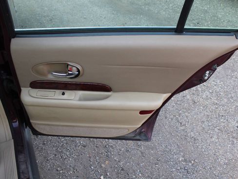 Used 2004 Buick Le Sabre Limited FWD image 20