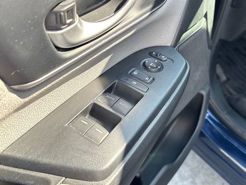 Used 2019 Honda CR-V EX image 13