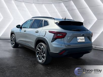 Certified 2025 Chevrolet Trax RS w/ Sunroof Package