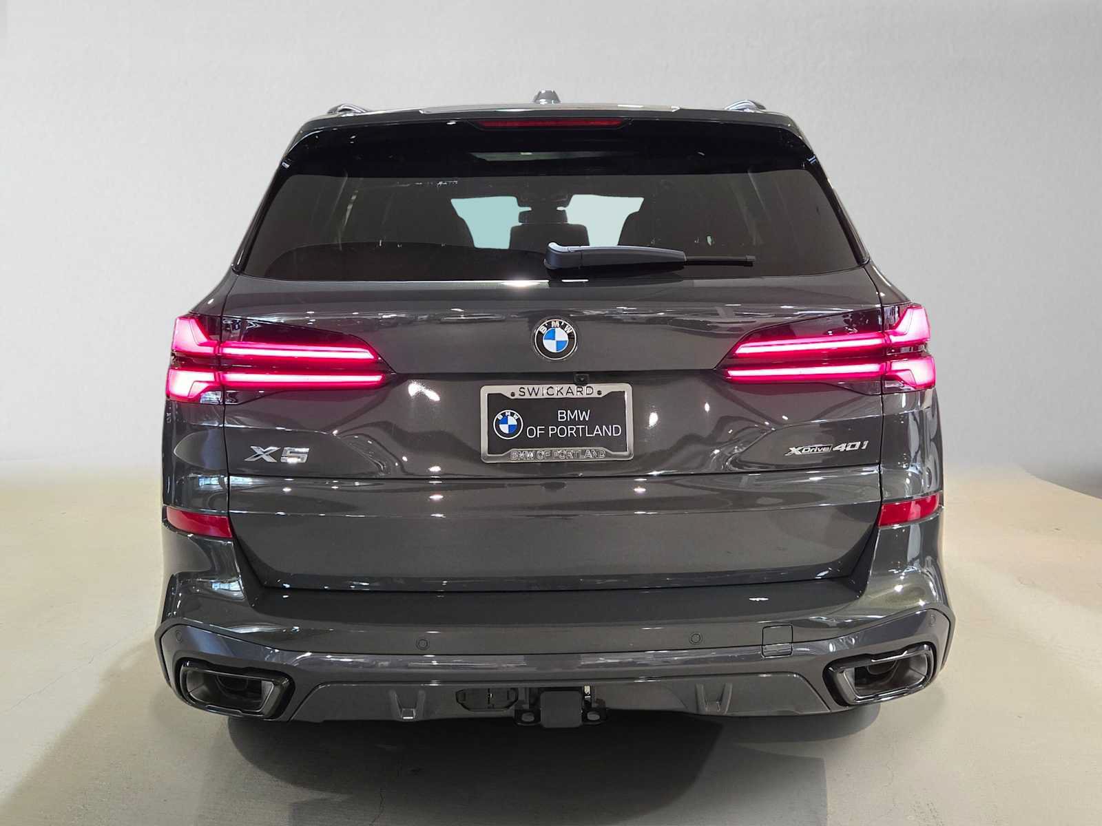 Used 2026 BMW X5 xDrive40i w/ M Sport Package AWD/4WD image 4
