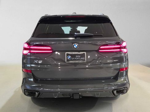 Used 2026 BMW X5 xDrive40i w/ M Sport Package AWD/4WD image 4