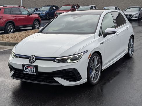 Used 2024 Volkswagen Golf R image 10