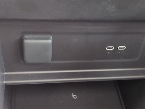 Used 2025 GMC Sierra EV Denali image 21