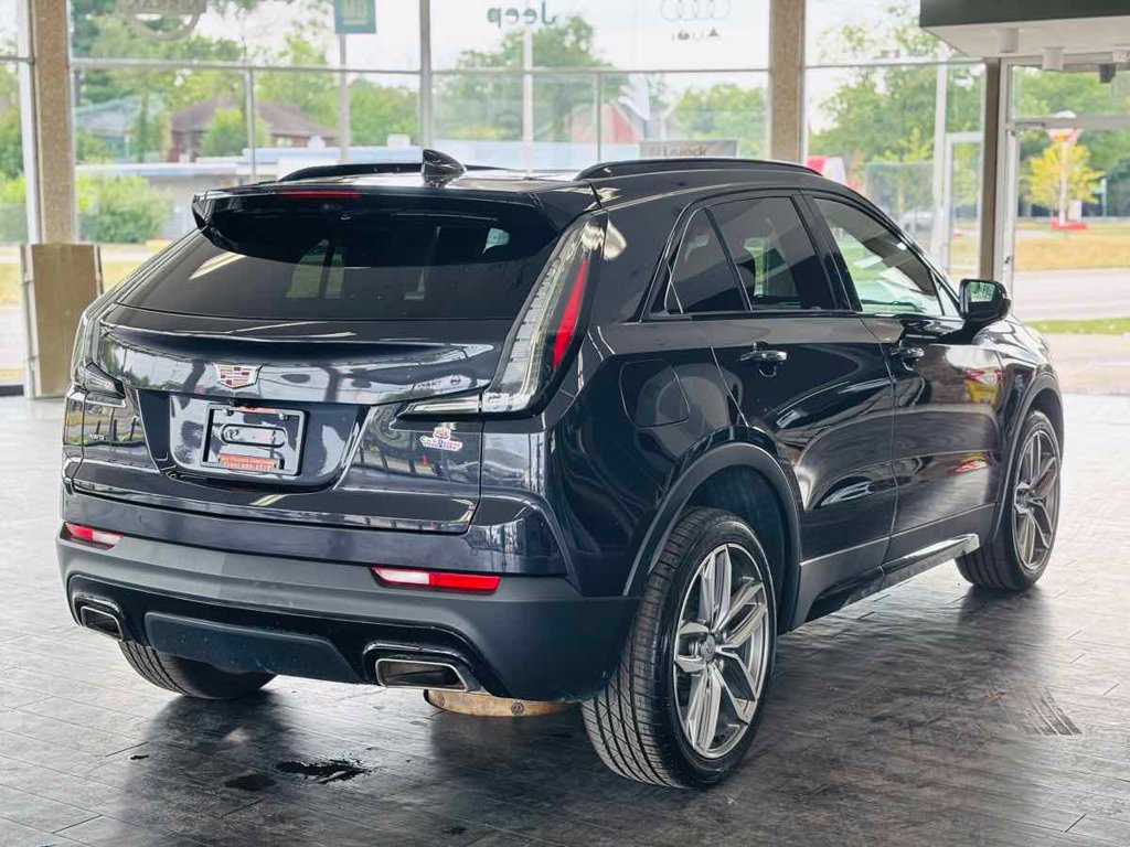 Used 2022 Cadillac XT4 Sport w/ Enhanced Visibility Package AWD/4WD image 7