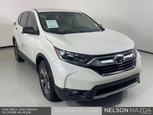 Used 2018 Honda CR-V LX image 3