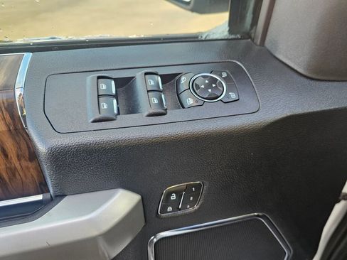 Used 2020 Ford F150 Lariat image 20