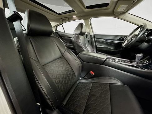 Used 2020 Nissan Maxima Platinum w/ Sport Mat Group image 29