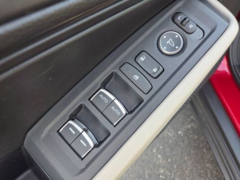 Certified 2025 Honda Accord LX image 27