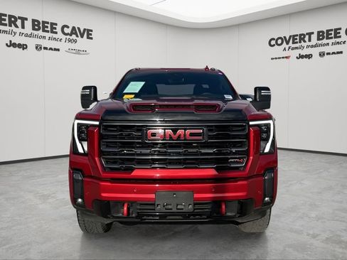Used 2024 GMC Sierra 2500 AT4 w/ AT4 Premium Plus Package image 2