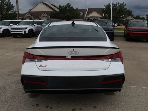 New 2026 Hyundai Elantra SEL Sport FWD image 4