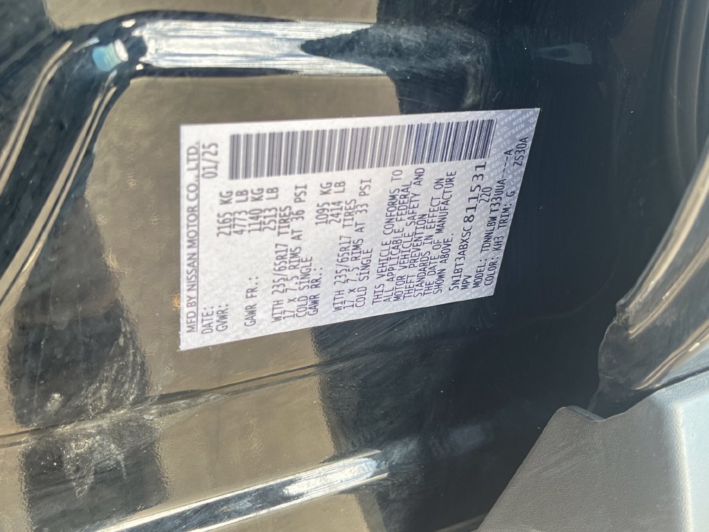 Used 2025 Nissan Rogue S AWD/4WD image 30