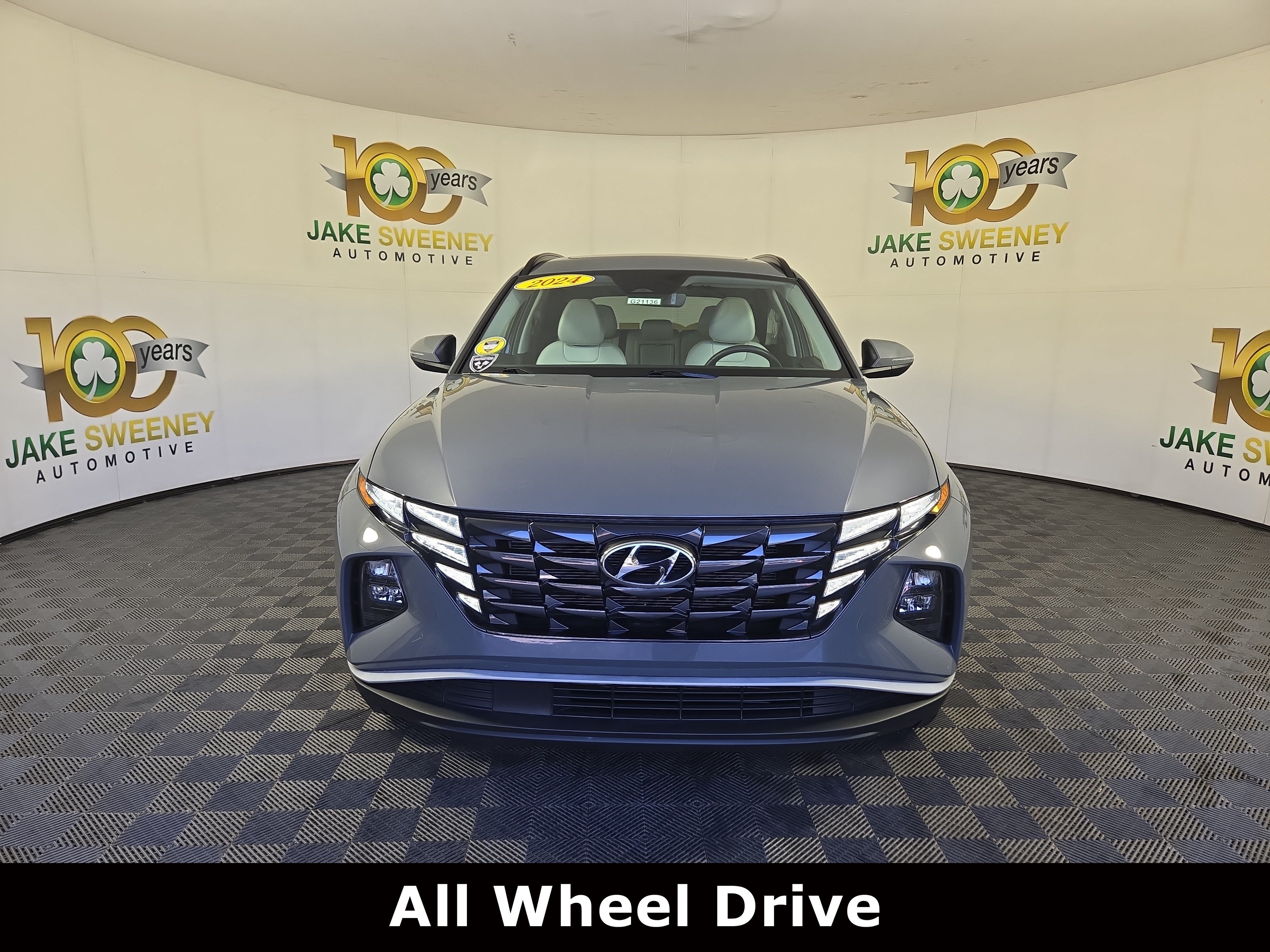 Used 2024 Hyundai Tucson SEL w/ Convenience Package AWD/4WD image 2