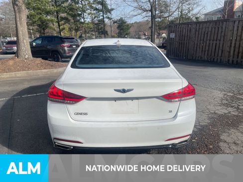 Used 2016 Hyundai Genesis 3.8 image 5