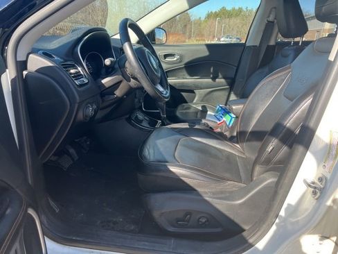 Used 2019 Jeep Compass Limited image 19