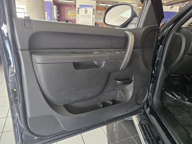 Used 2012 GMC Sierra 1500 SLE w/ Power Tech Package AWD/4WD image 7