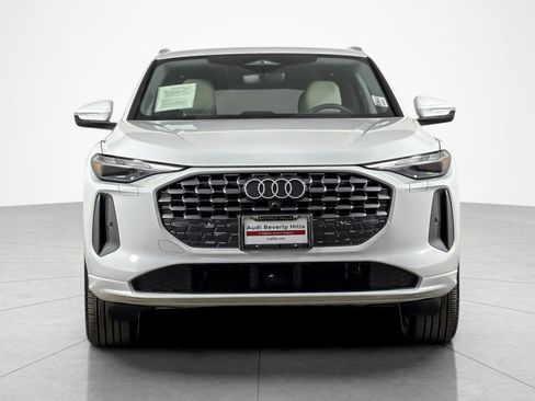 Used 2025 Audi Q5 Premium w/ Convenience Package AWD/4WD image 8