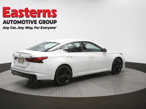 Used 2023 Nissan Altima 2.5 SR FWD image 41