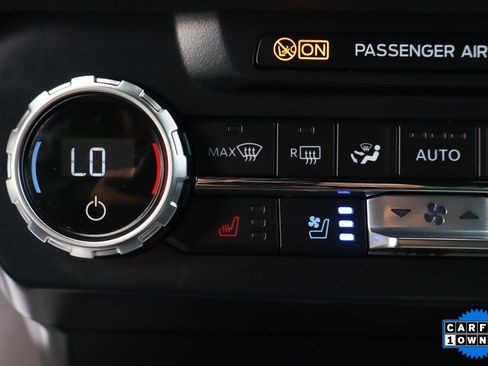 Used 2022 Ford F350 Lariat w/ Black Appearance Package image 35