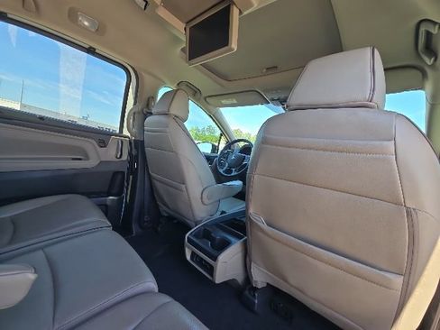 Used 2023 Honda Odyssey Elite image 17