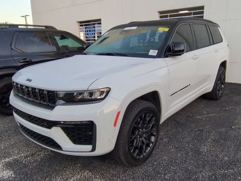 Used 2026 Jeep Grand Cherokee L Summit w/ Obsidian Package AWD/4WD image 6