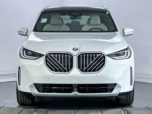 Used 2026 BMW X3 xDrive30i w/ Premium Package AWD/4WD image 10