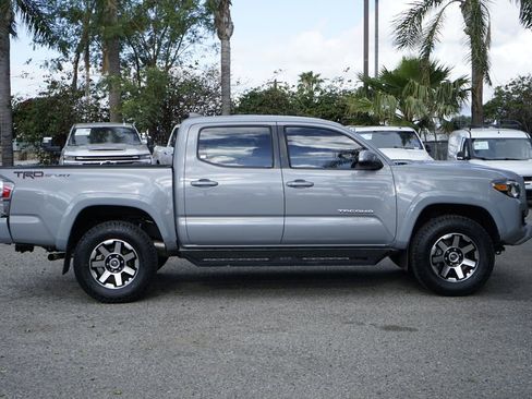 Used 2021 Toyota Tacoma TRD Sport image 10