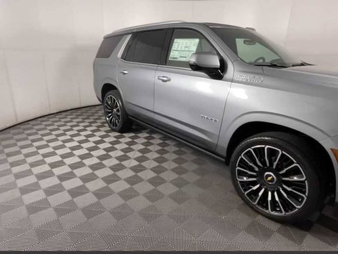 New 2025 Chevrolet Tahoe High Country image 3