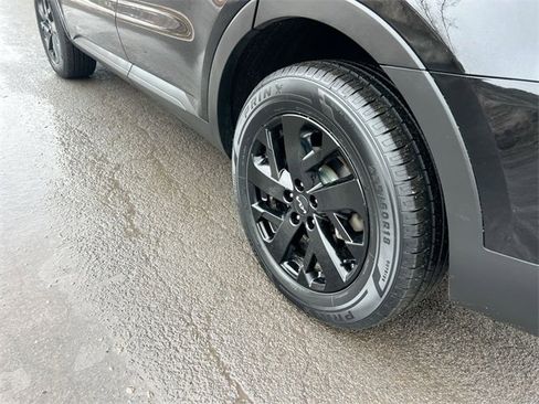 Used 2023 Kia Sorento S w/ Panoramic Sunroof Package image 33