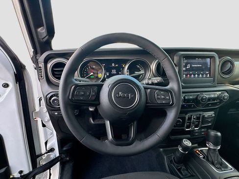 Used 2023 Jeep Wrangler Unlimited w/ Cold Weather Group AWD/4WD image 12