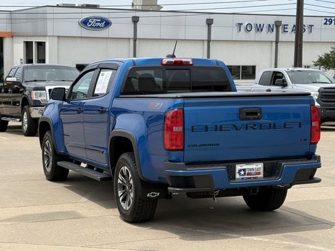 Used 2022 Chevrolet Colorado Z71 w/ Safety Package AWD/4WD image 5