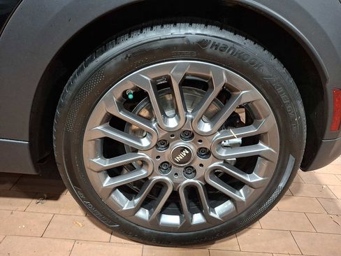 Certified 2025 MINI Cooper S image 7