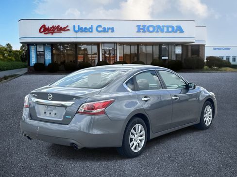 Used 2014 Nissan Altima 2.5 S FWD image 5