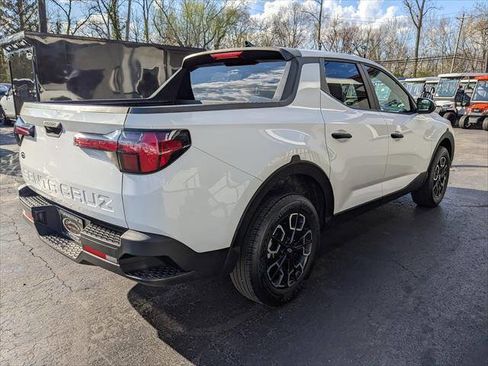 Used 2024 Hyundai Santa Cruz SE image 5